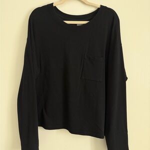 GAP Classic Black Long Sleeve Tee